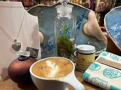 Artisun Gallery & Cafe Artisun Gallery & Cafe