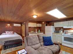 Honeymoon Cabin