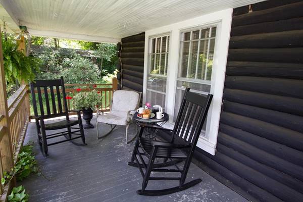 Chestnut Log Cabin Hot Springs Nc Travel Visitor Information