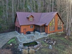 Water’s Edge Cabin